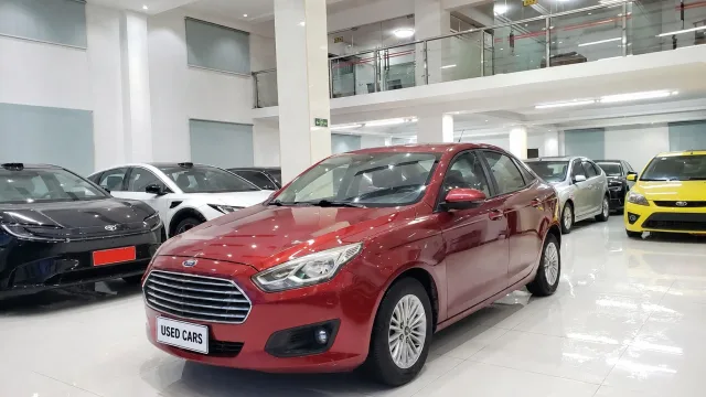 2015 Ford Escort 1.5L Automatic Comfort used Sedan for export from China - photo 1