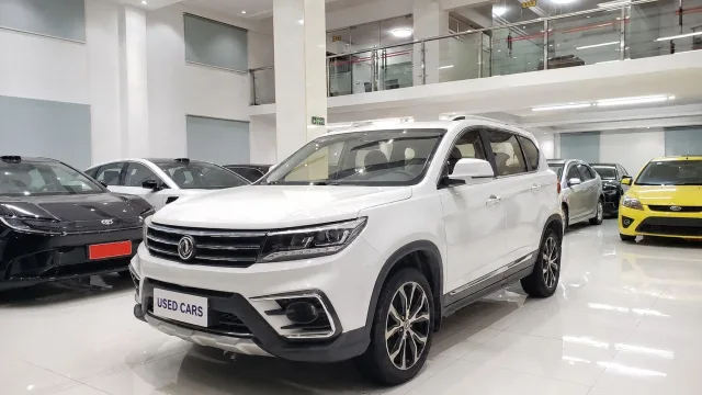 2018 Dongfeng Forthing Jingyi X5 Joy Series 1.6L CVT Connected Edition used SUV for export from China - photo 1
