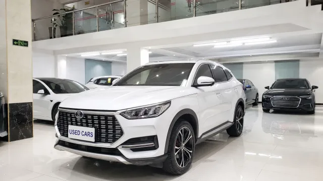 2020 BYD Song PLUS 1.5T Automatic Premium used SUV for export from China - photo 1